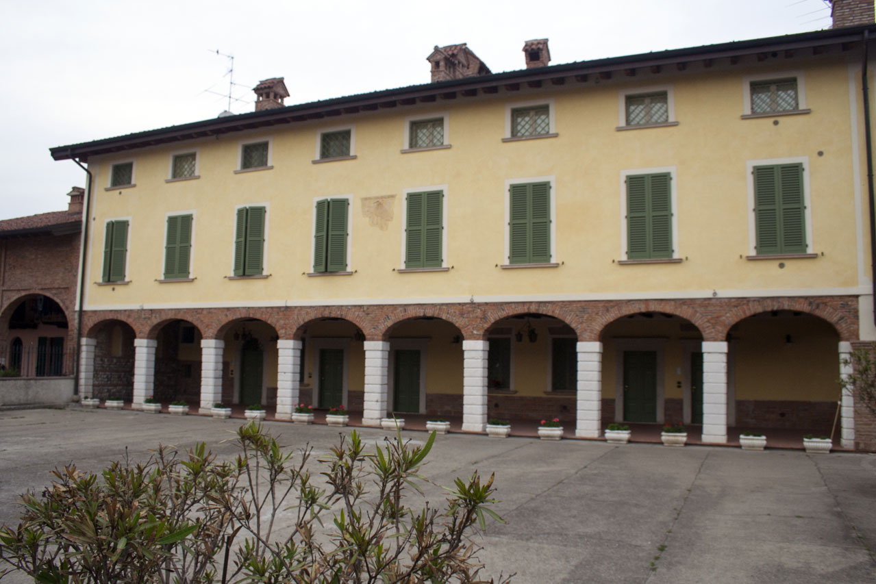 RISTRUTTURAZIONE PALAZZO